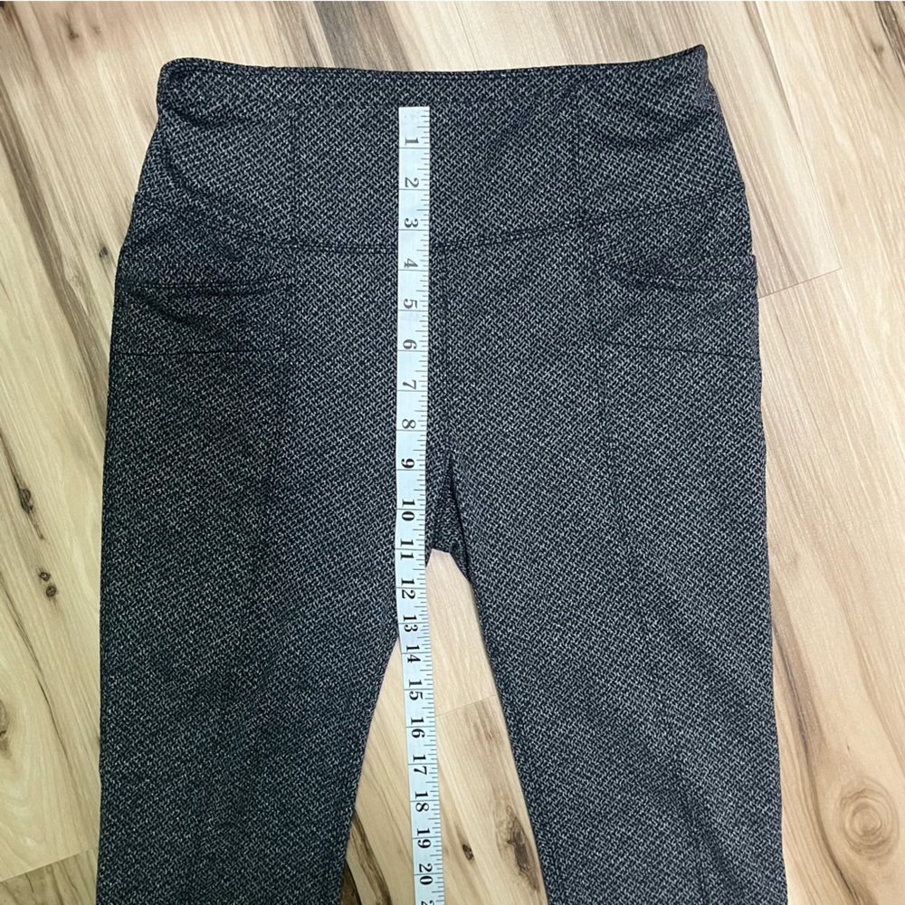 Athleta Gray/Black Skinny Slacks Size Medium - Picture 7 of 8
